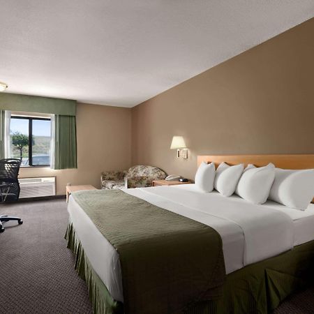 Super 8 By Wyndham Baker City Exterior foto