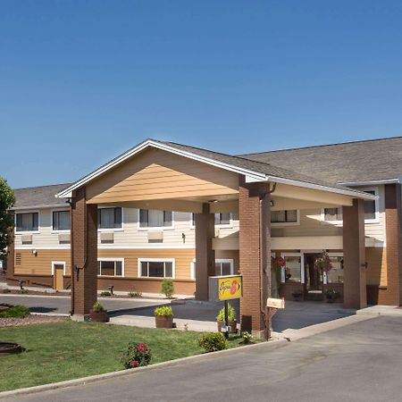 Super 8 By Wyndham Baker City Exterior foto