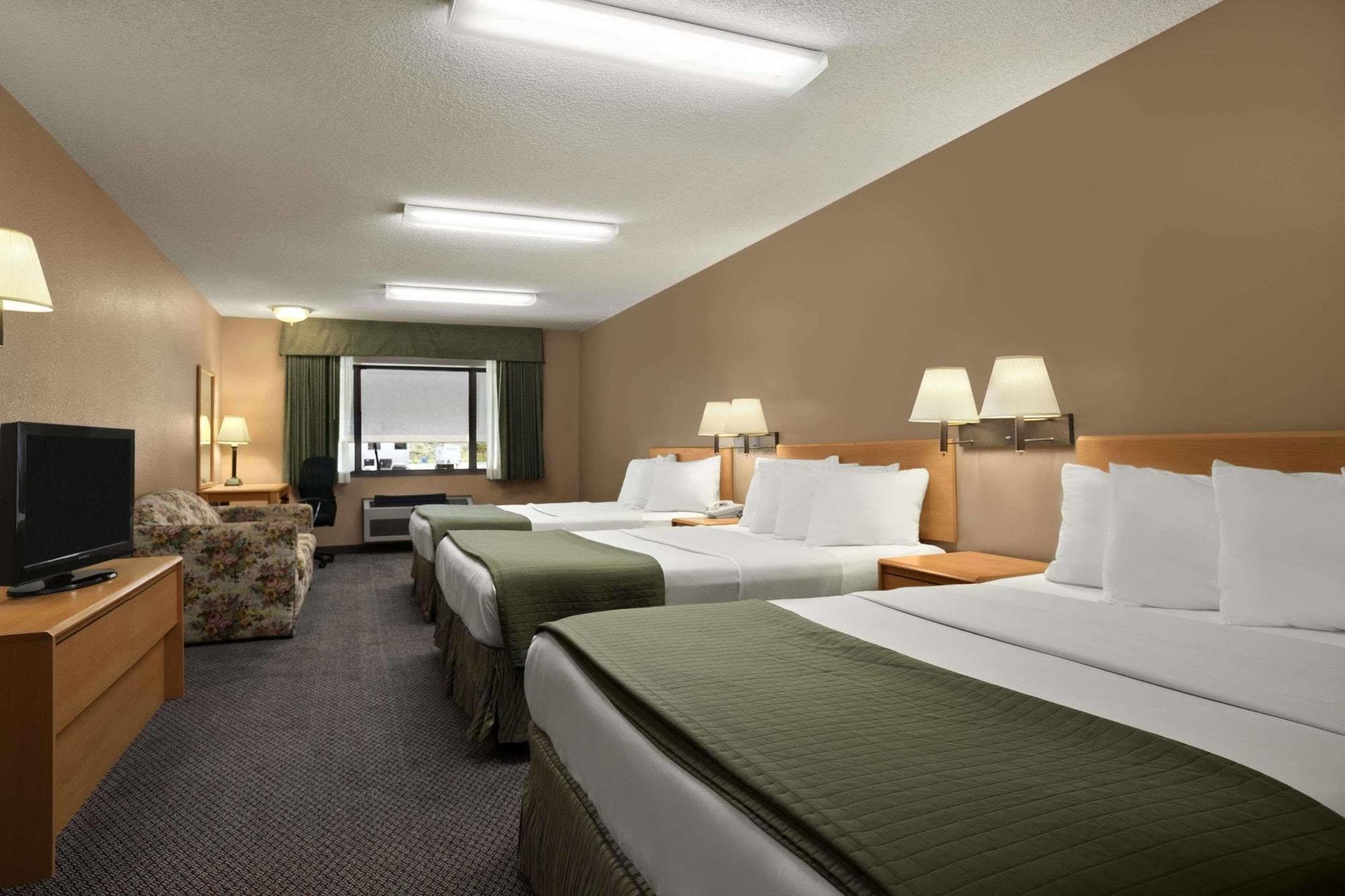 Super 8 By Wyndham Baker City Exterior foto